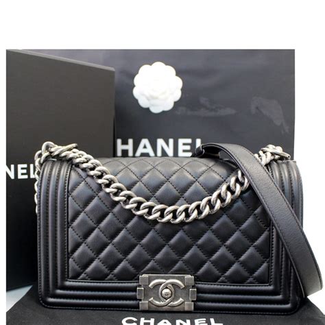 chanel boy nera prezzo|Chanel bag.